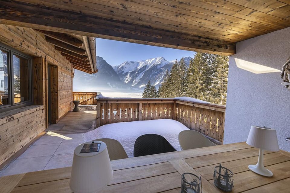Chalet | Outdoor dining