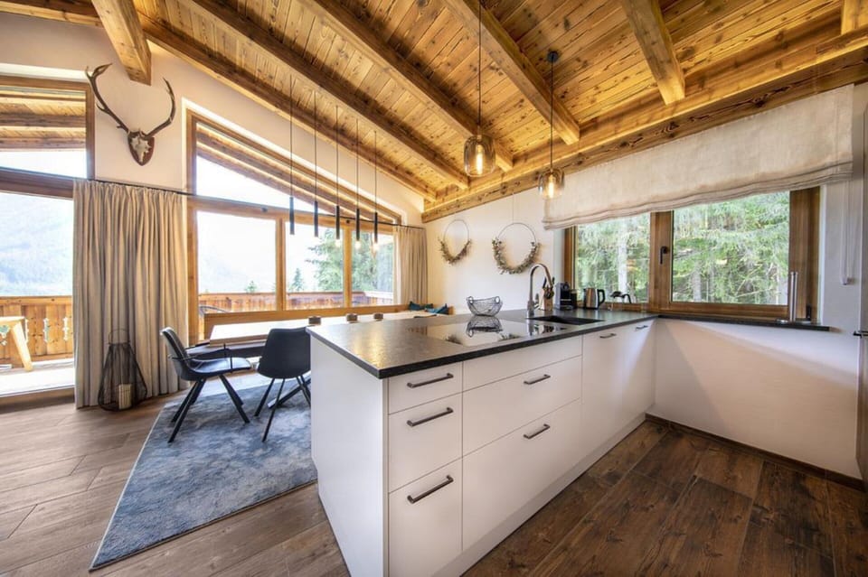 Chalet | Private kitchen | Stovetop