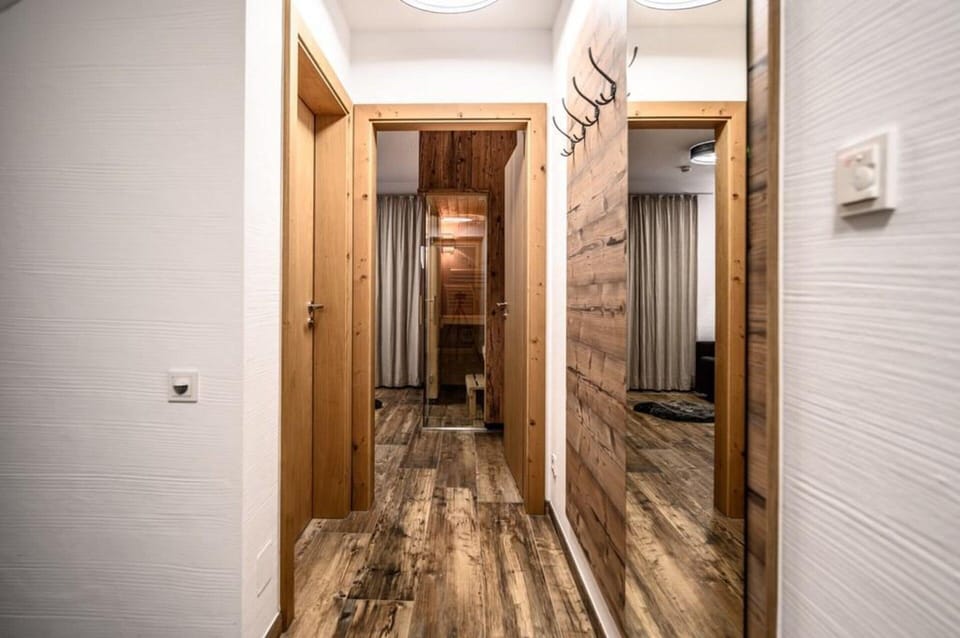 Chalet | Interior