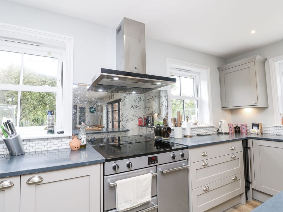 Cottage | Interior