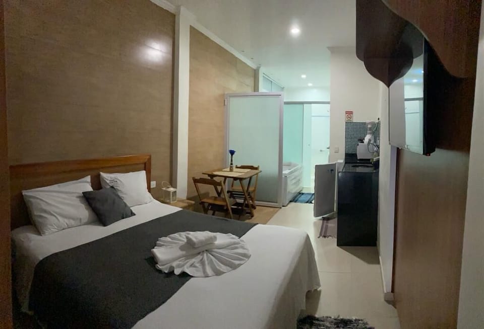 Deluxe Suite | Free WiFi