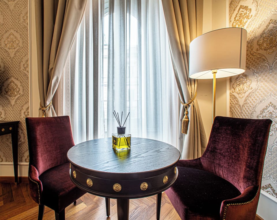 Superior Triple Room | Blackout drapes, WiFi (free), bed sheets