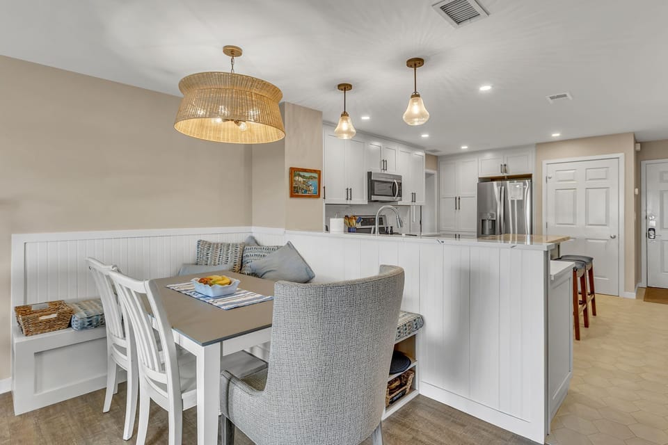 Villa, Multiple Beds, Kitchen (1852 Beachside Tennis) | Interior