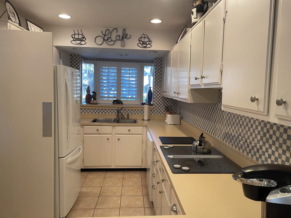 Villa, Multiple Beds, Kitchen, Garden View (2436 Inland Harbour) | Private kitchen | Fridge, microwave, oven, stovetop