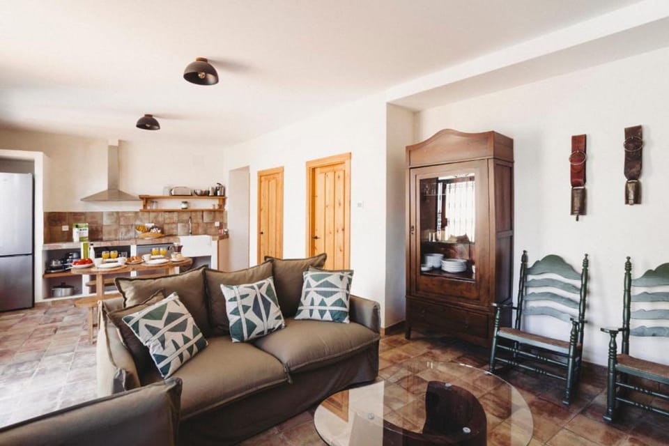 House | 7 bedrooms