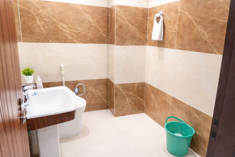 Superior Triple Room | Bathroom | Shower, free toiletries, slippers, soap