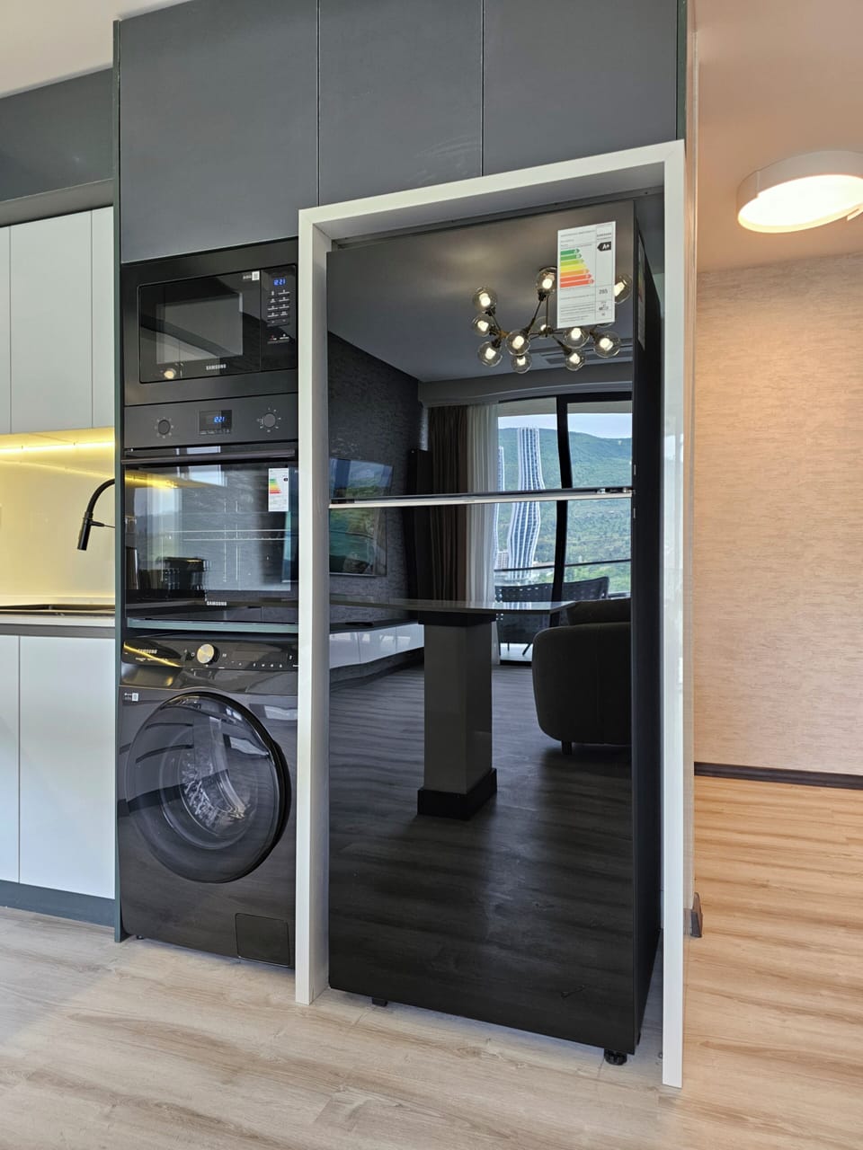 Comfort Apartment, Mountain View | Private kitchen
