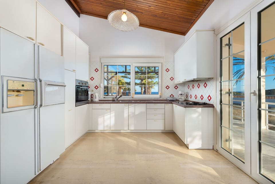 Villa, Sea View, Beachfront | Private kitchen | Full-size fridge, oven, stovetop, coffee/tea maker