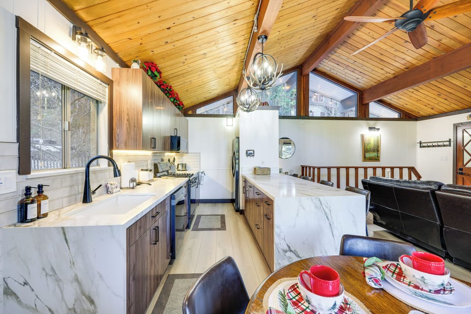 House (2 Bedrooms) | Interior