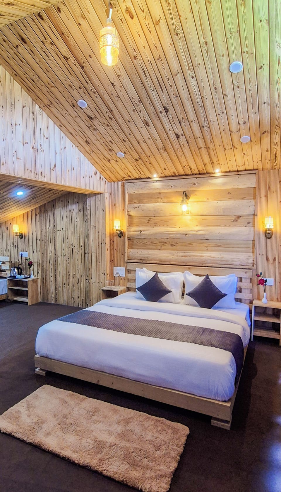 Luxury Quadruple Room | Premium bedding, iron/ironing board, free WiFi, bed sheets