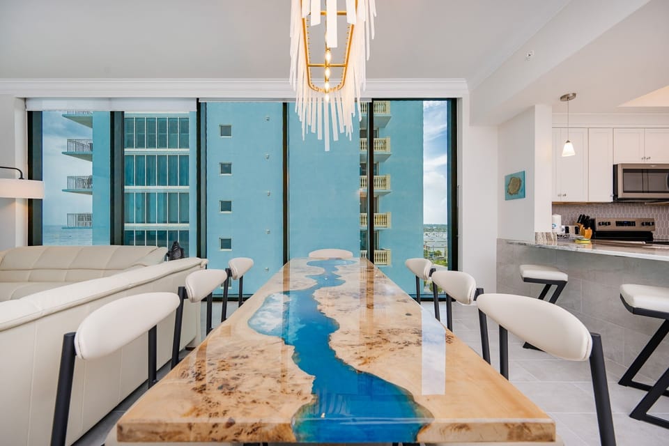 Condo, 4 Bedrooms | Dining