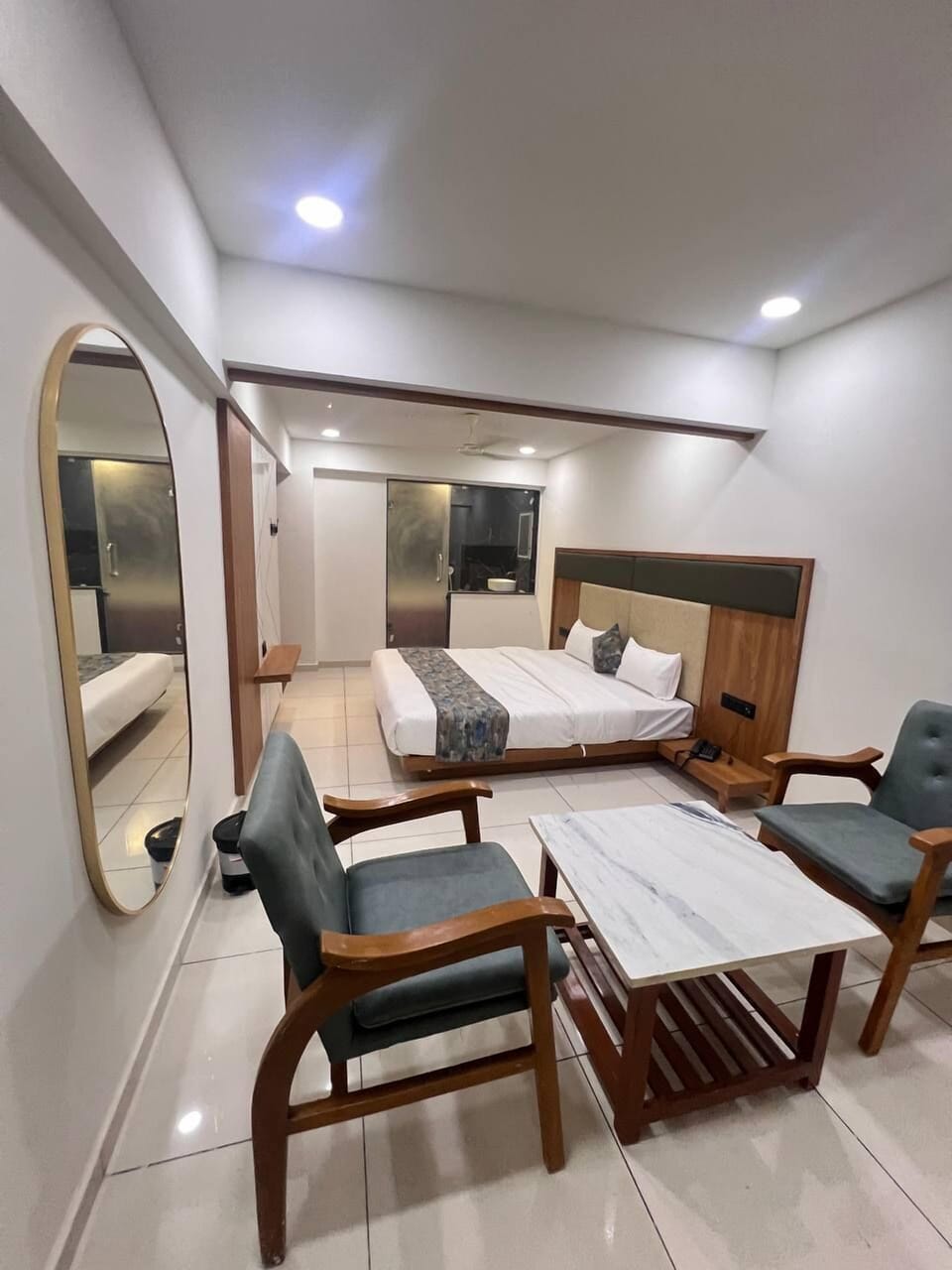 Executive Double Room, City View | Iron/ironing board