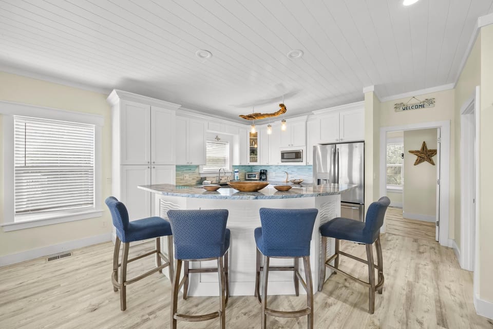 House, Ocean View | Private kitchen | Full-size fridge, microwave, oven, stovetop