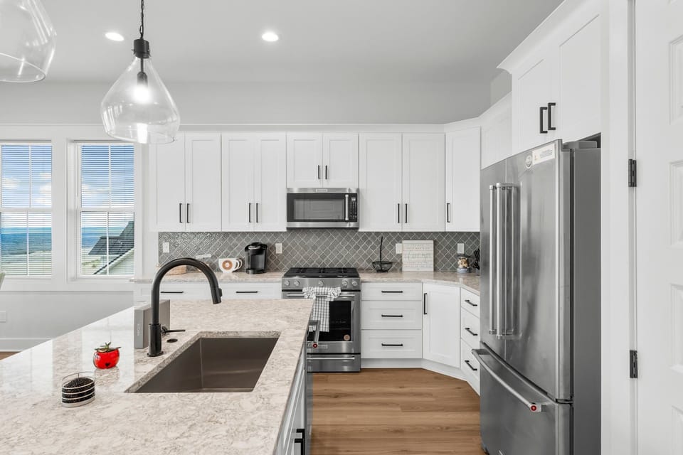 House, Ocean View | Private kitchen | Coffee/tea maker, full-size fridge, microwave, oven