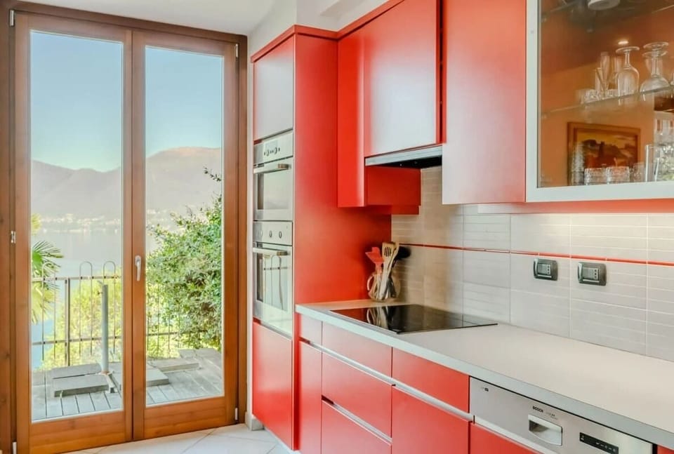 Apartment, Multiple Beds, Patio, Mountain View (Sopra il Lago 4) | Private kitchen | Coffee/tea maker, fridge, microwave, oven