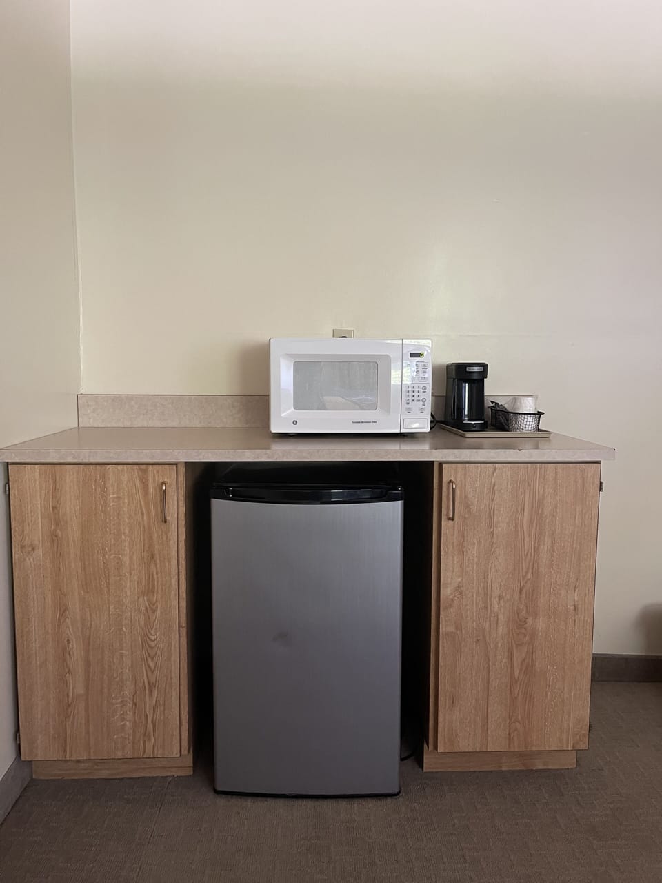 Pillowtop beds, blackout drapes, iron/ironing board, free WiFi