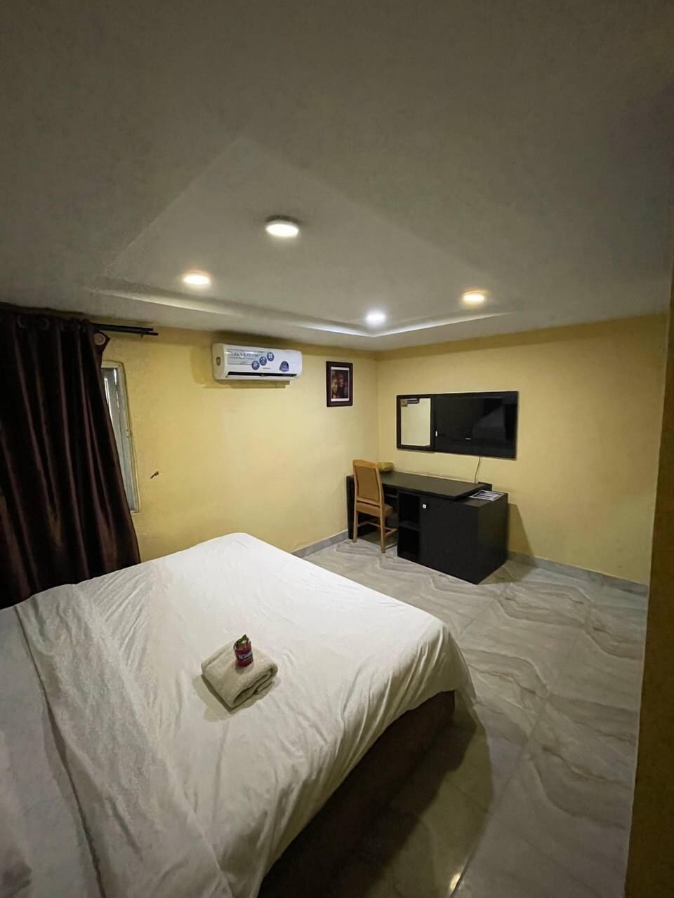 Comfort Room | Free WiFi