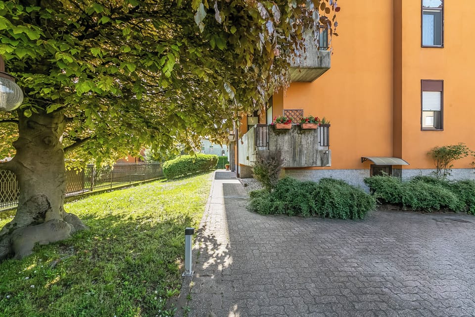 Standard Apartment, 1 Bedroom, Balcony (La Dolce Laveno, Balcony Apartment) | Property grounds