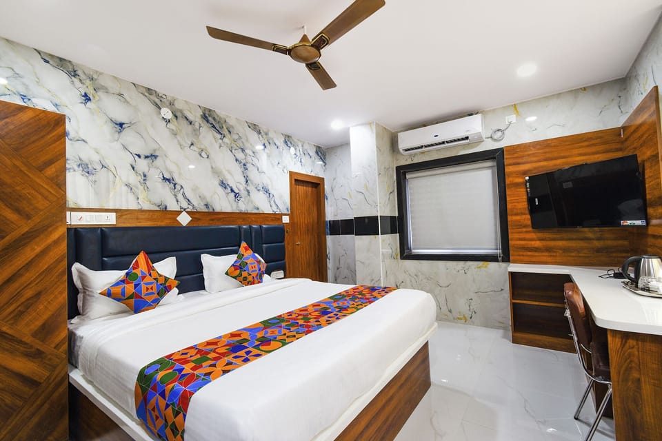 Deluxe Room | Egyptian cotton sheets, premium bedding, in-room safe, free WiFi
