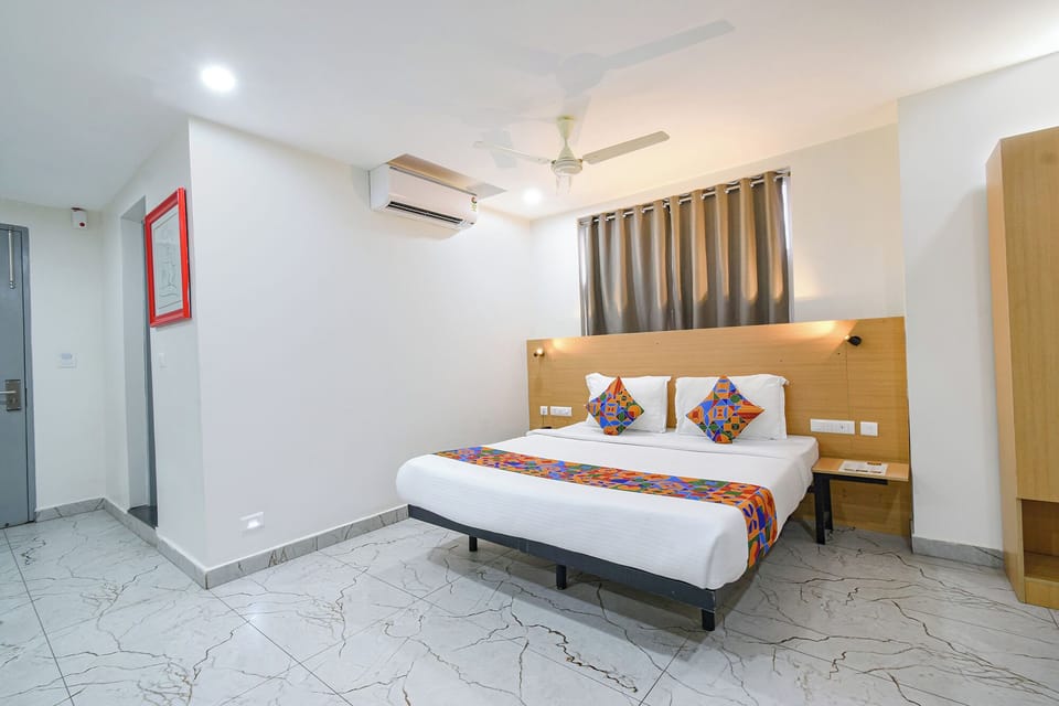 Deluxe Room | Egyptian cotton sheets, premium bedding, in-room safe, free WiFi