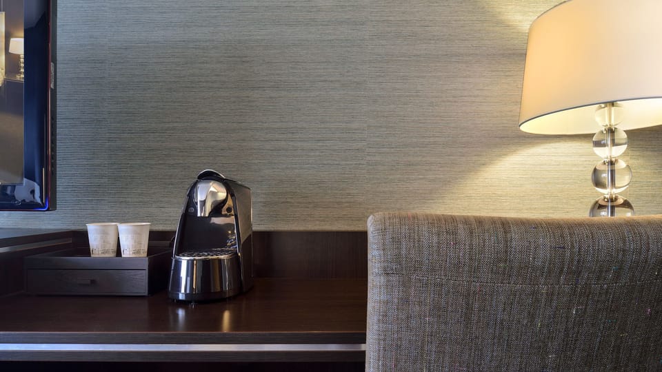Comfort Double Room | Premium bedding, in-room safe, desk, blackout drapes