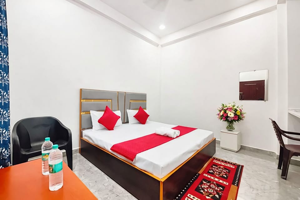 Hypo-allergenic bedding, desk, soundproofing, bed sheets