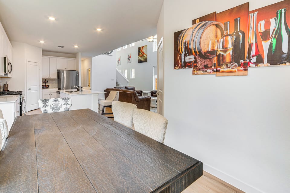 House (4 Bedrooms) | Interior