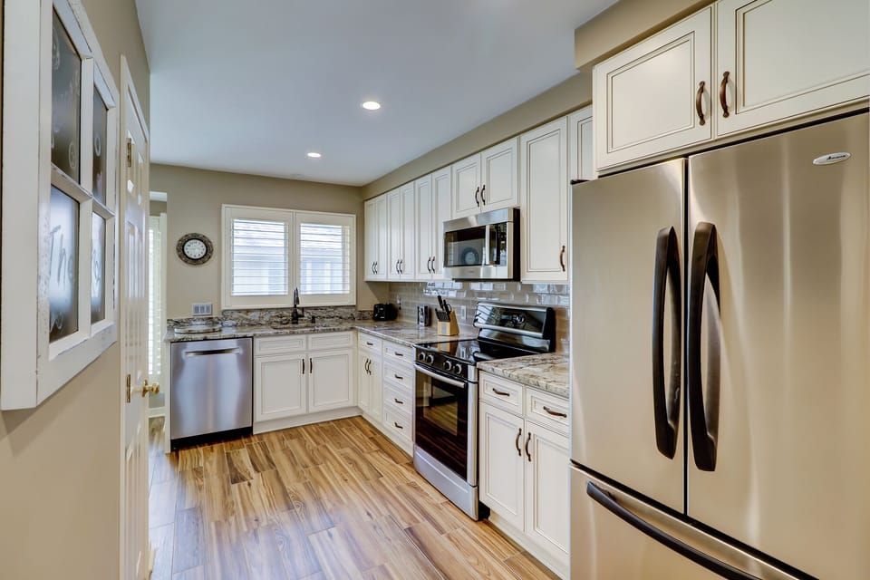 Villa, Multiple Beds, Patio, Garden View (5 Turtle Lane) | Private kitchen | Coffee/tea maker, dining table