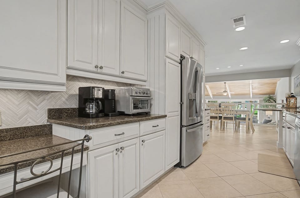 Villa, Multiple Beds, Kitchen, Garden View (174 Twin Oaks) | Private kitchen | Coffee/tea maker, dining table