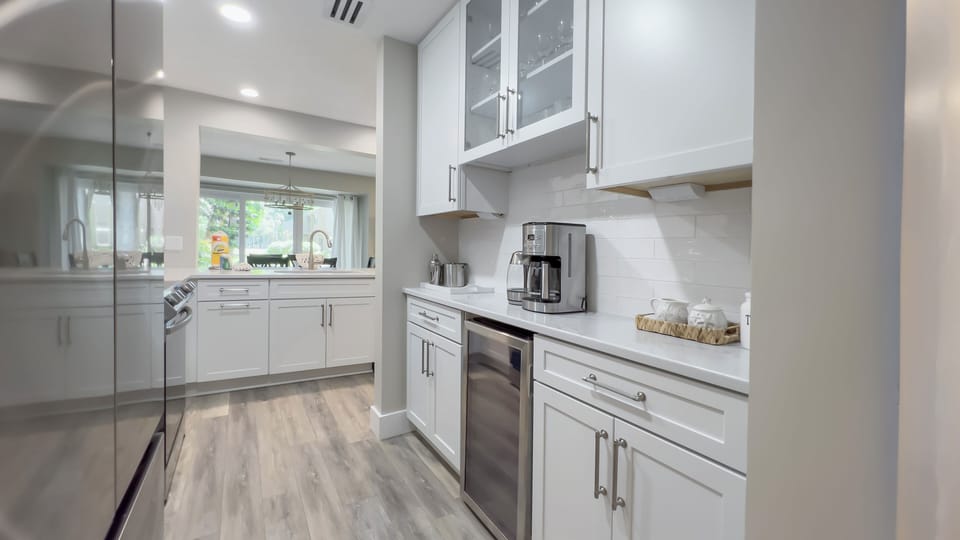 Villa, Multiple Beds, Kitchen, Golf View (505 Plantation Club Villas) | Private kitchen | Dining table