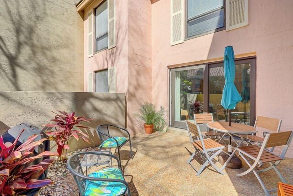 Villa, Multiple Beds, Kitchen (829 Ketch Court) | Outdoor dining