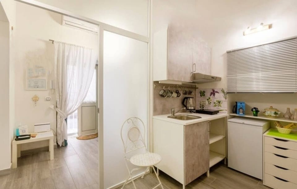 Mini-fridge, microwave, electric kettle, griddle