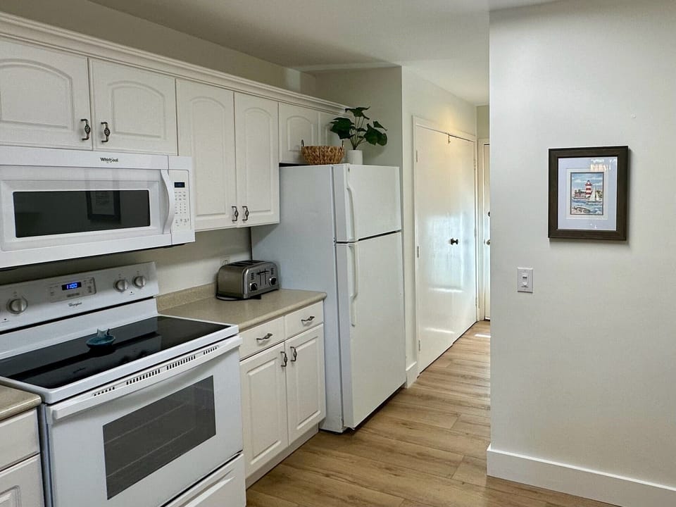 Villa, Multiple Beds, Kitchen, Garden View (2295 Heritage Villas) | Private kitchen | Coffee/tea maker, dining tables