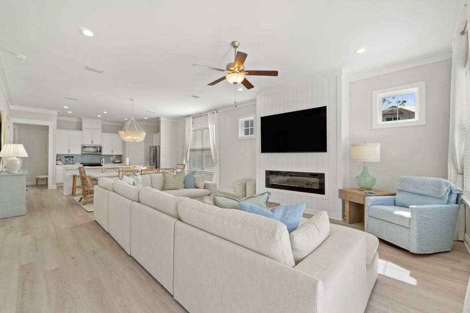 House, Multiple Beds (Sugar Shores at Summer Salt) | Living area