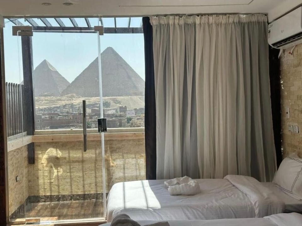 Deluxe Studio Suite | Egyptian cotton sheets, premium bedding, down comforters, pillowtop beds