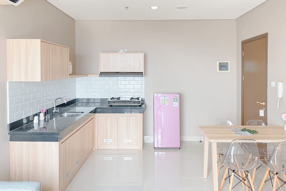 Standard Apartment, 2 Bedrooms (Apartment) | Private kitchen | Microwave
