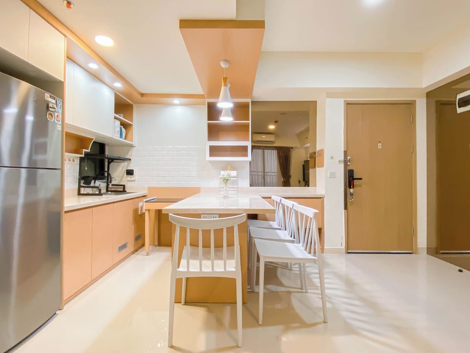 Standard Apartment, 2 Bedrooms (Apartment) | Dining room