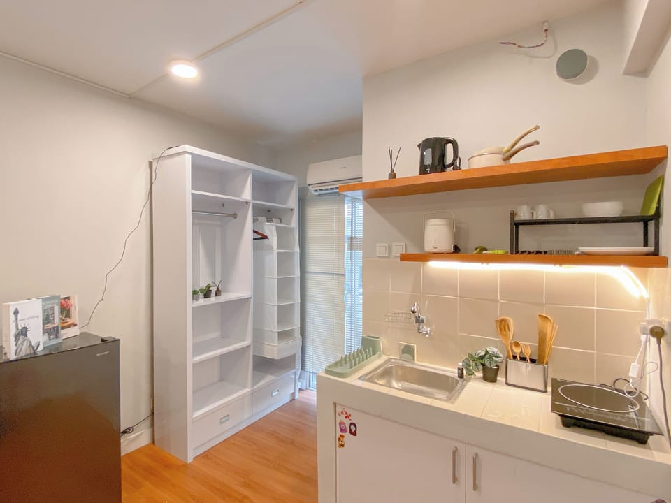 Standard Studio, 1 Bedroom (Apartment) | Private kitchen