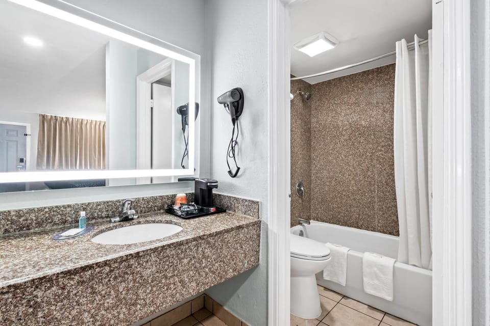 Standard Double Room, 2 Double Beds, Non Smoking (Efficiency) | Bathroom | Bathtub, hair dryer, towels, soap