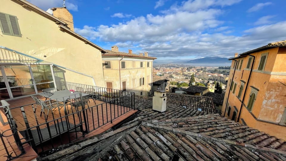 Apartment, 2 Bedrooms, Smoking, Balcony | Property grounds