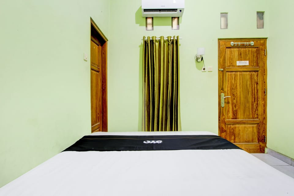 Standard Double Room | Bed sheets