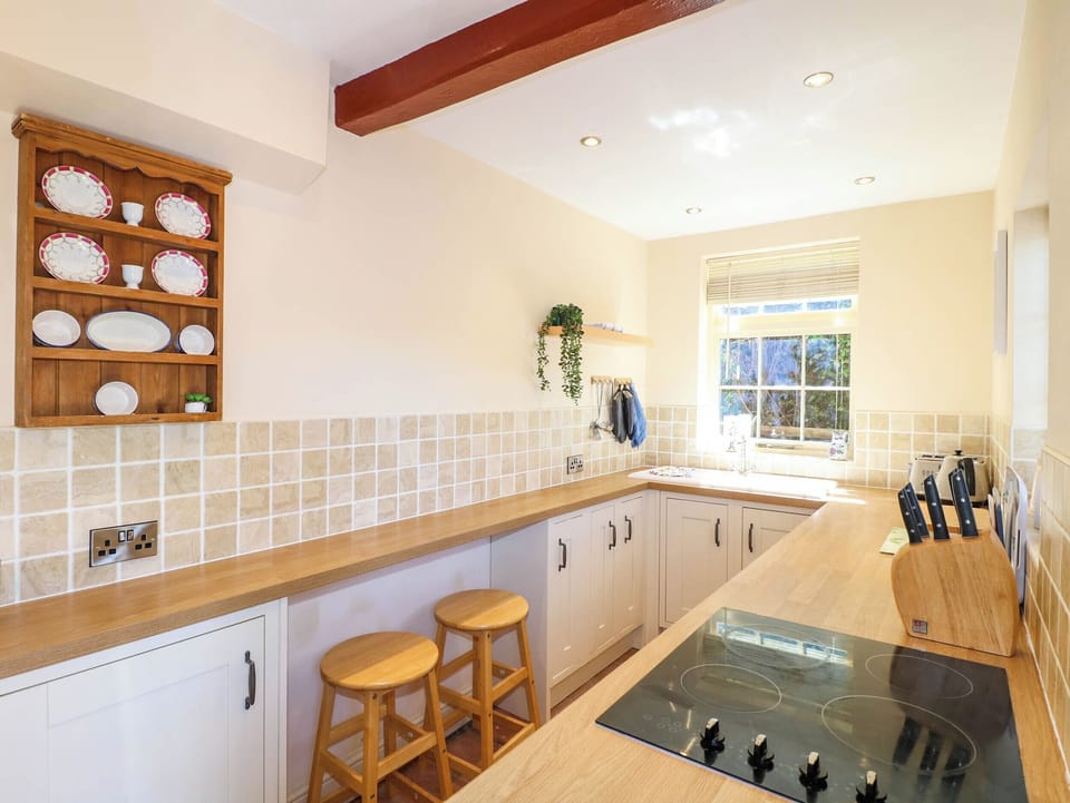Dishwasher, cookware/dishes/utensils