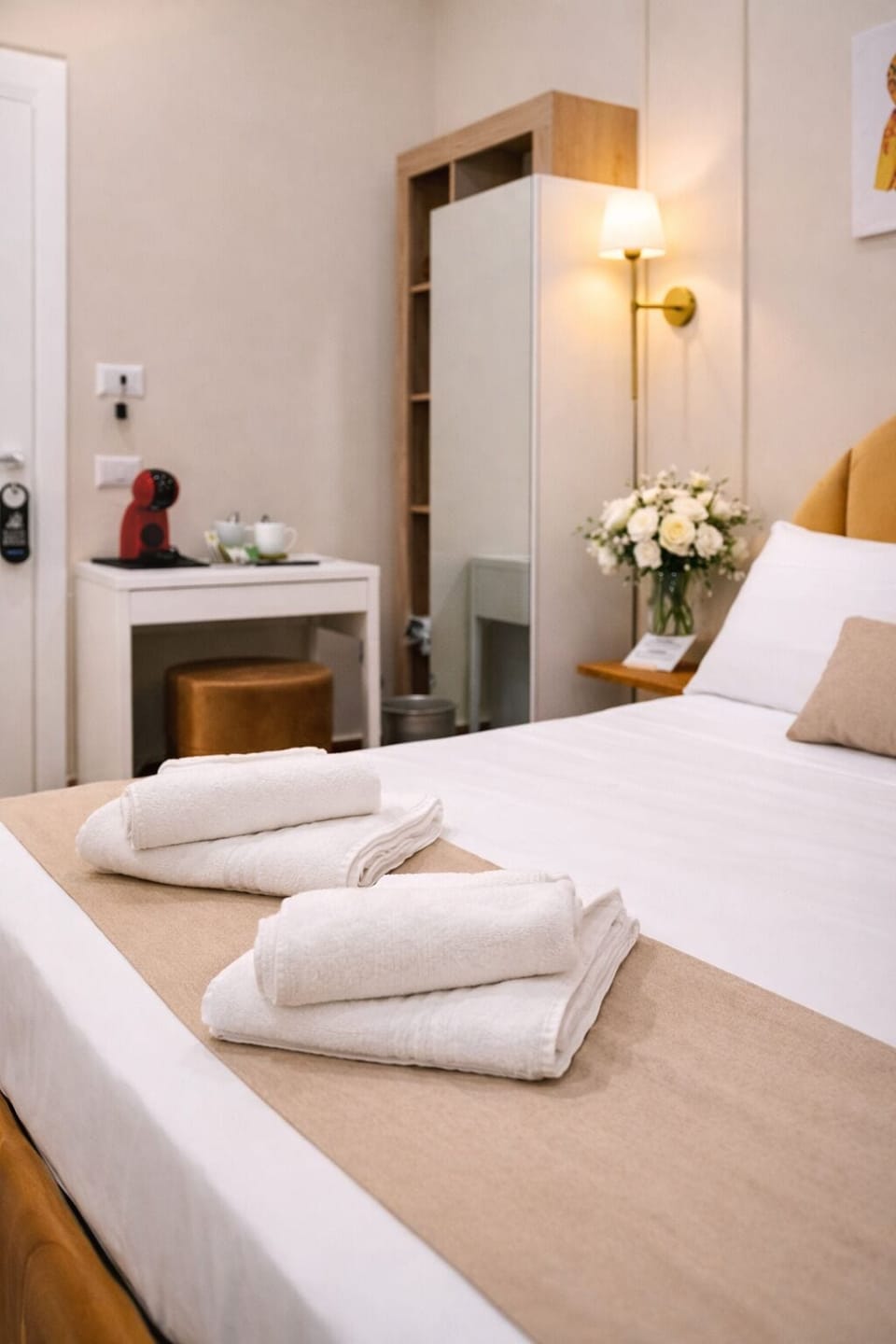 Basic Room, Balcony, City View | Premium bedding, down comforters, memory foam beds, minibar
