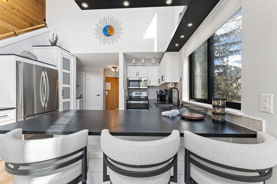 Condo (1 Bedroom) | Property amenity