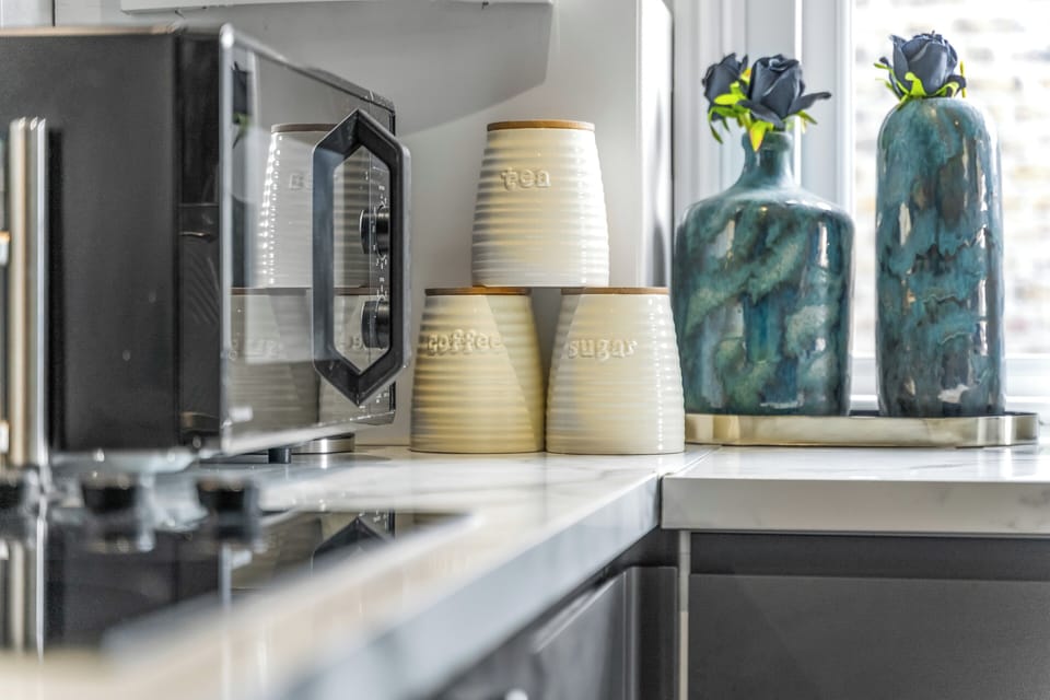 House | Microwave