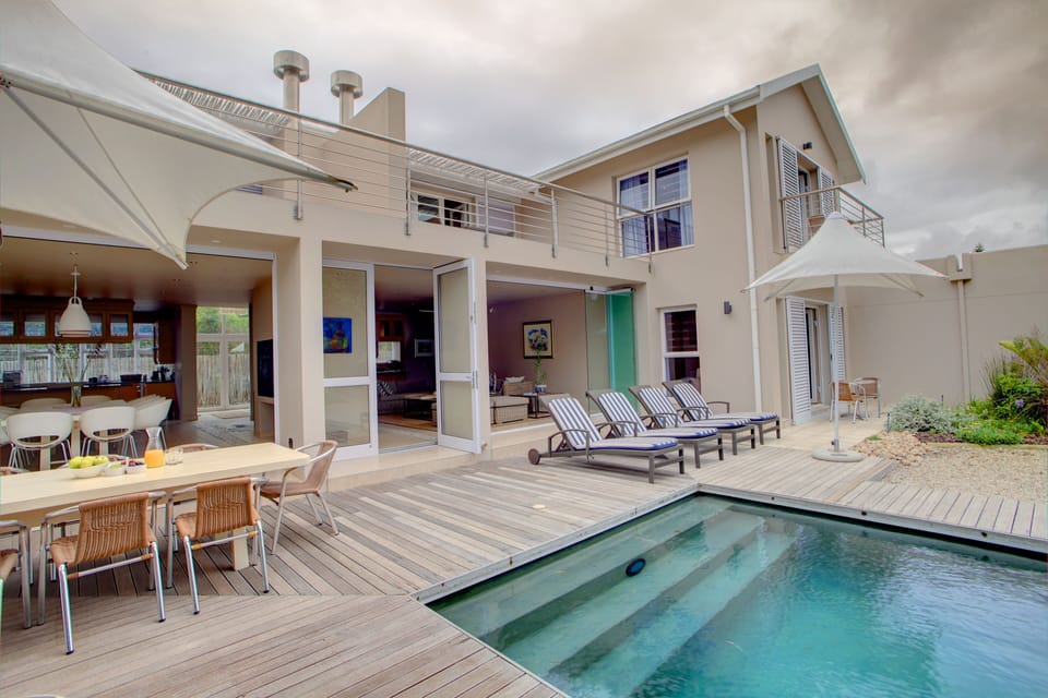 Starfish Guest Lodge Bed and Breakfast in Plettenberg Bay