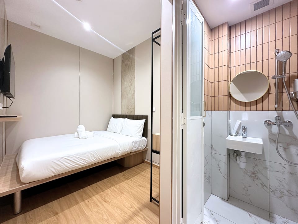 Standard Double Room | WiFi (free)