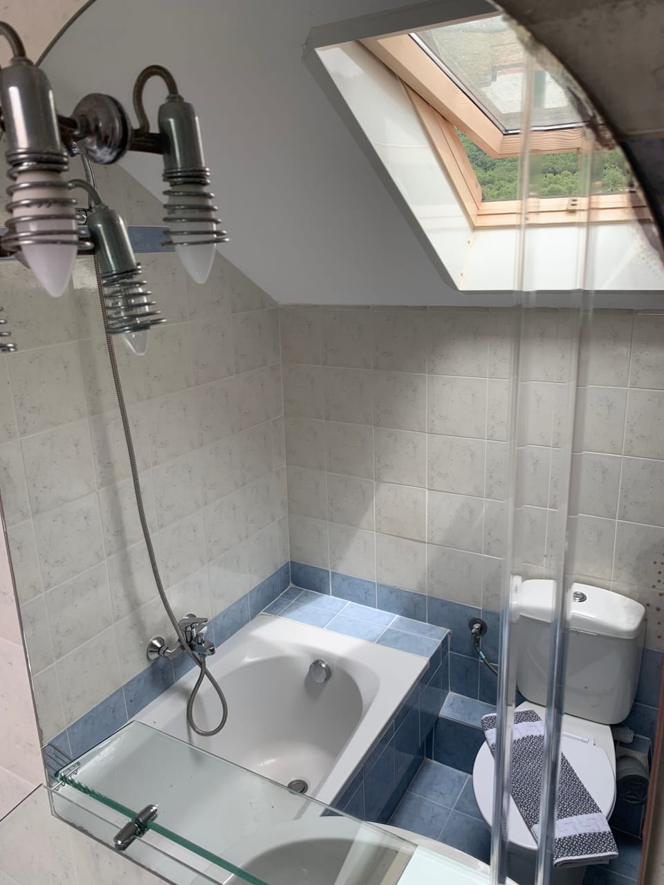 Classic Quadruple Room, Balcony | In-room safe, soundproofing, free WiFi
