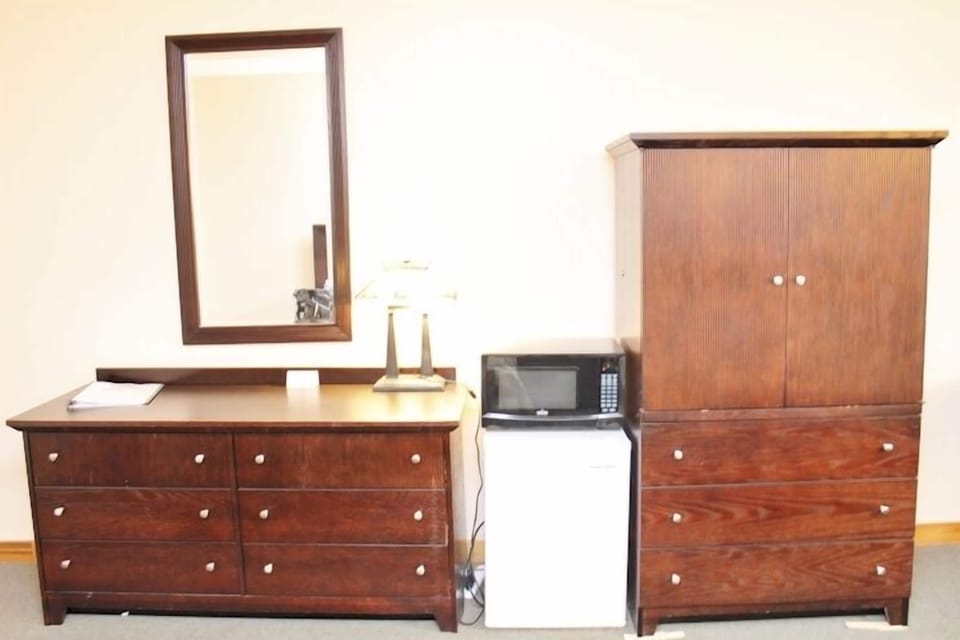 Room, Private Bathroom (Lodge Rooms) | Room amenity