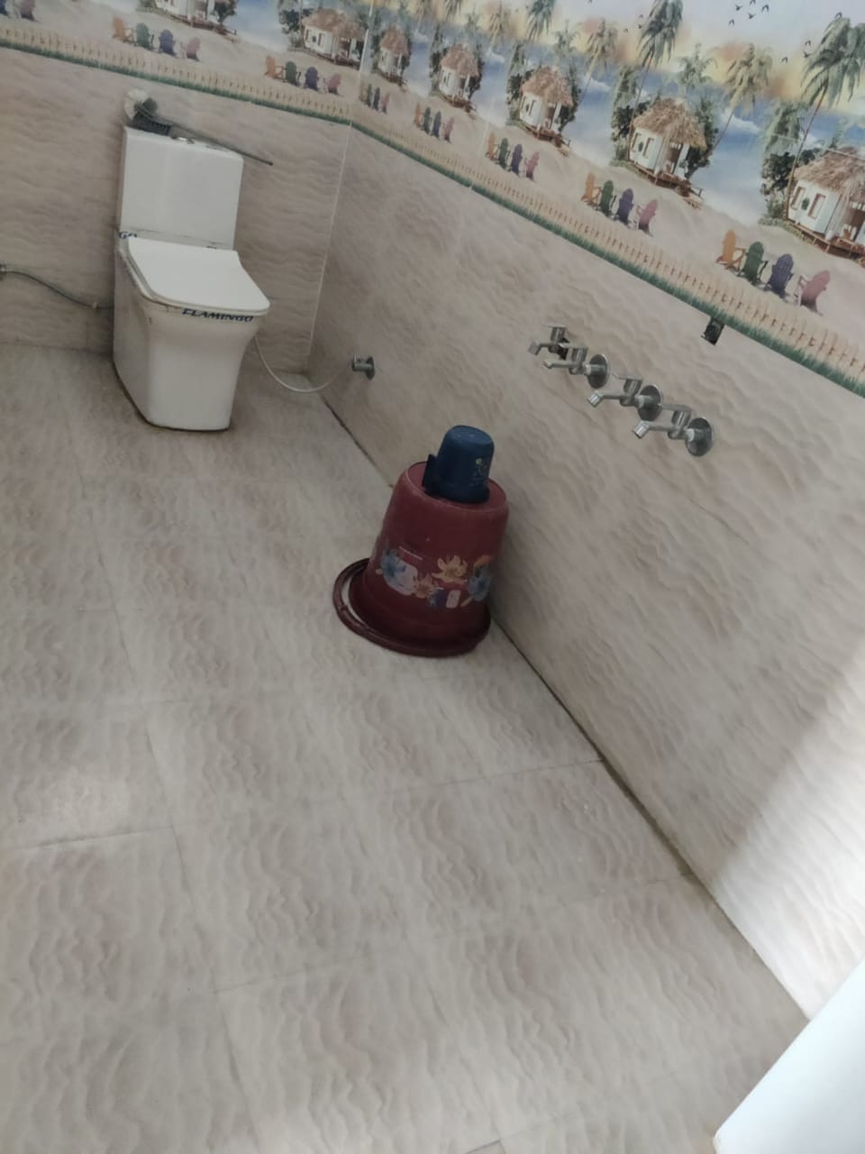 Deluxe Room, Garden View | Bathroom | Shower, towels, soap